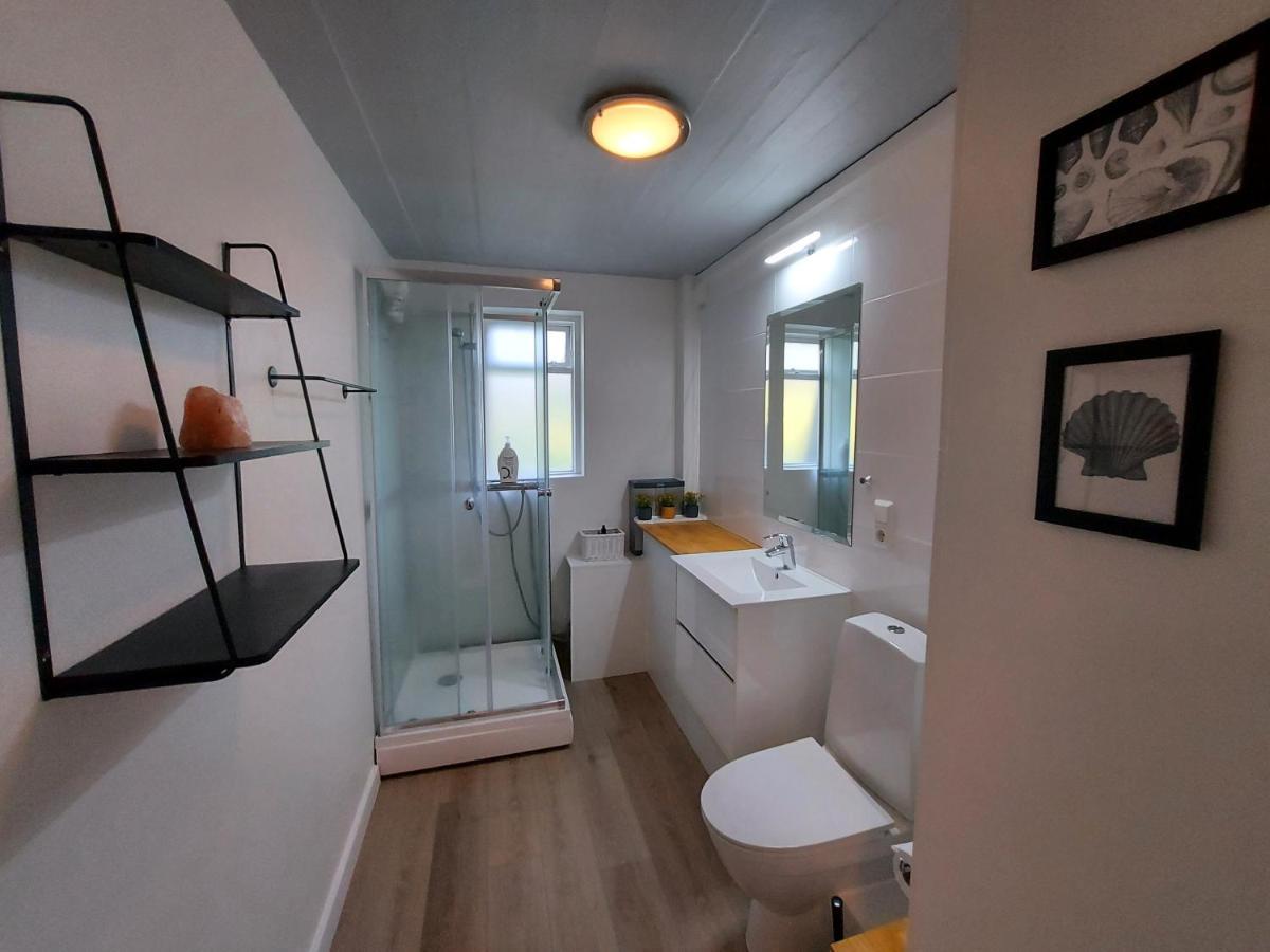 B&B Rooms Husavik 1 Екстер'єр фото
