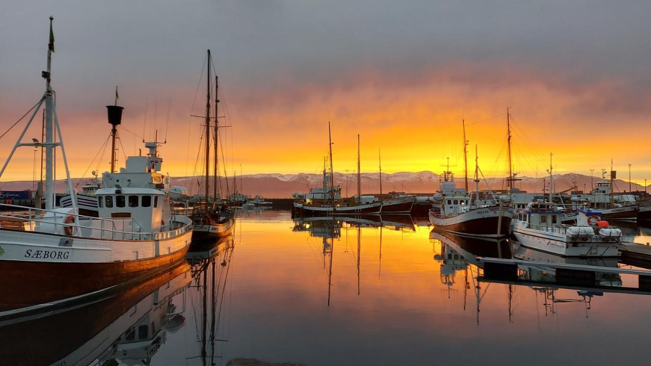 B&B Rooms Husavik 1 Екстер'єр фото